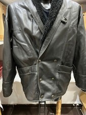 MONTONE usato PRE-OWNED Uomo