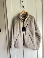 Nuovo con etichette Uniqlo